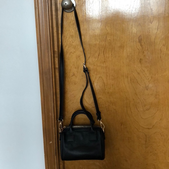 Cute black studded crossbody - Picture 3 of 4